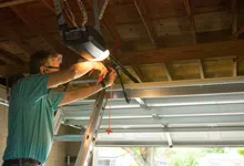 Boston Garage Doors Store Boston, MA 617-209-4989 Boston Garage Doors Store Boston, MA 617-209-4989 - emergency-services